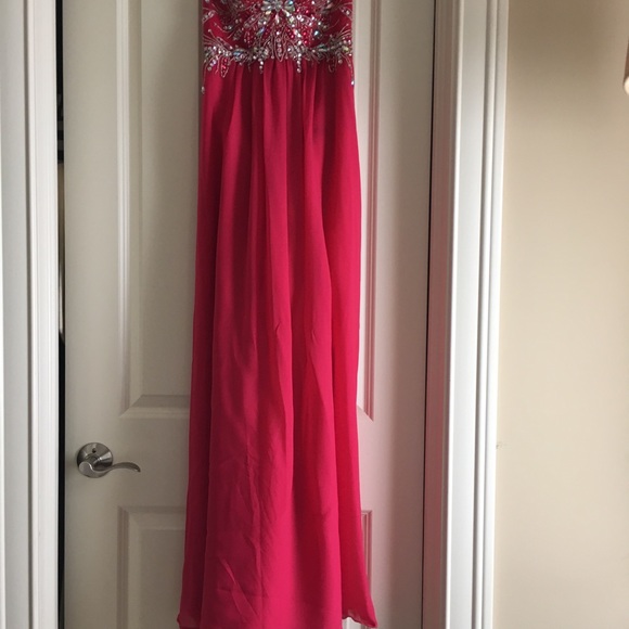 Prom dress! - Picture 2 of 4